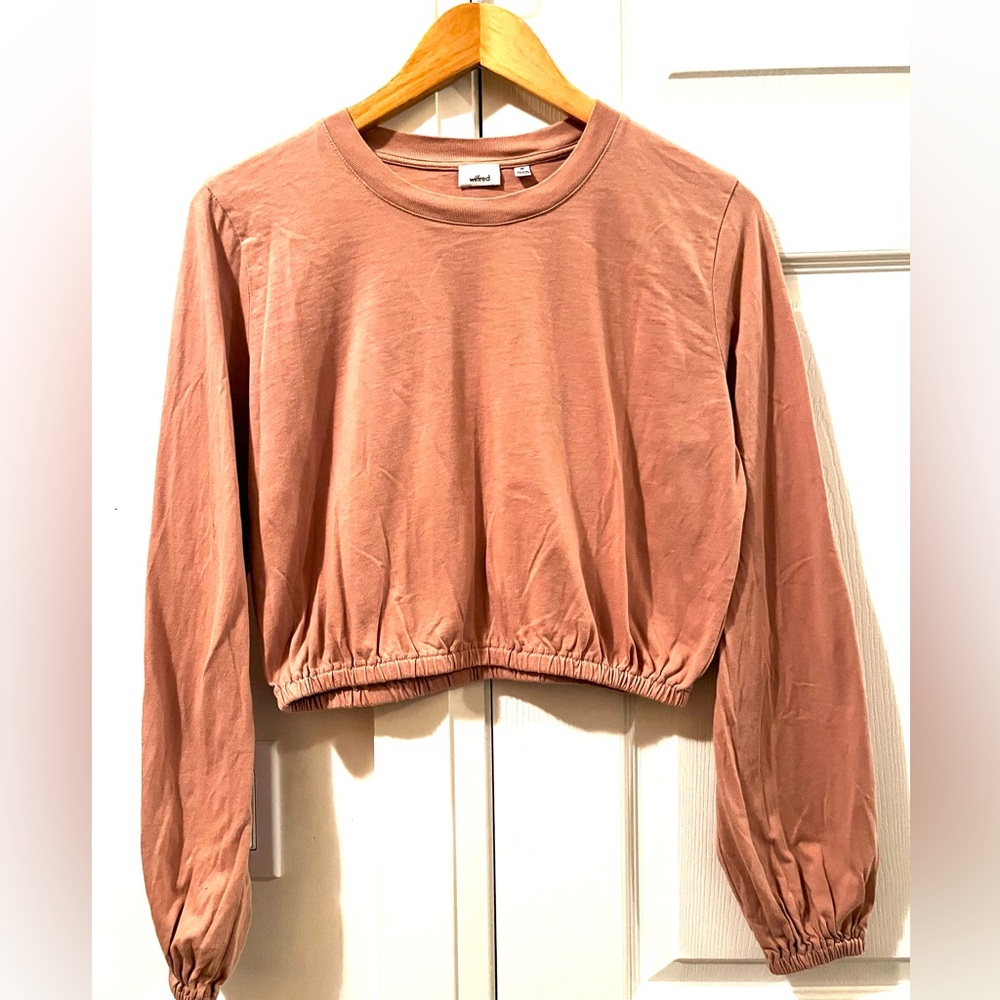 Aritzia Cropped Long Sleeve 100% Cotton Crew Neck Top  Peach  Size M